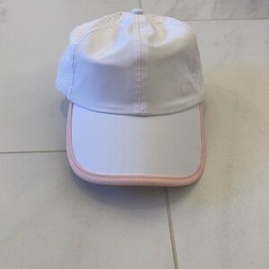 Calia cap color white and pink women’s